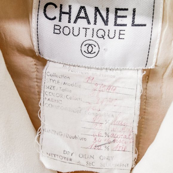 SOLD Chanel Vintage Peach Tweed Jacket - Picture 12 of 13